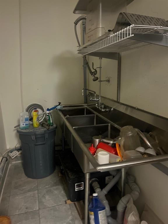 












1604 St Mary's Road

,
Winnipeg,




Manitoba
R2M3W5

