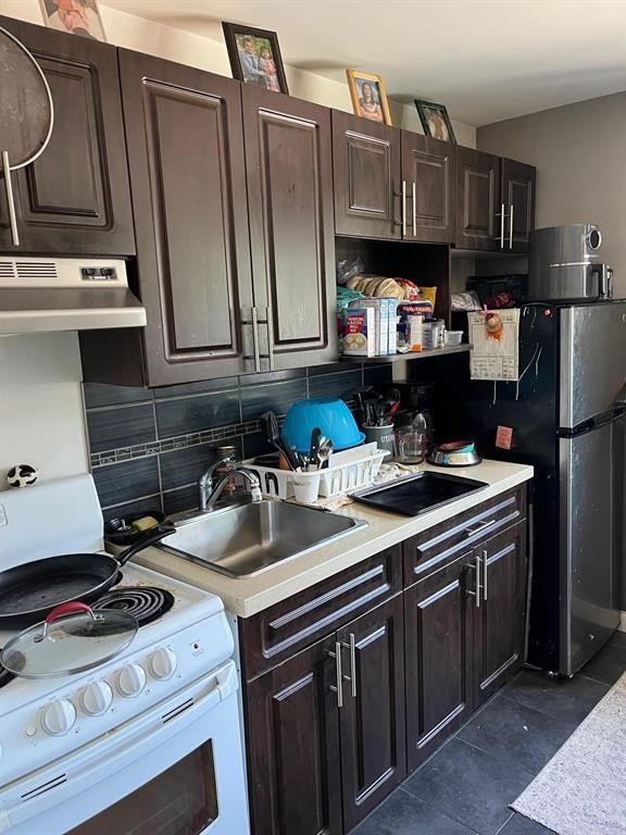 












250 Furby Street

,
Winnipeg,




Manitoba
R3C2A9

