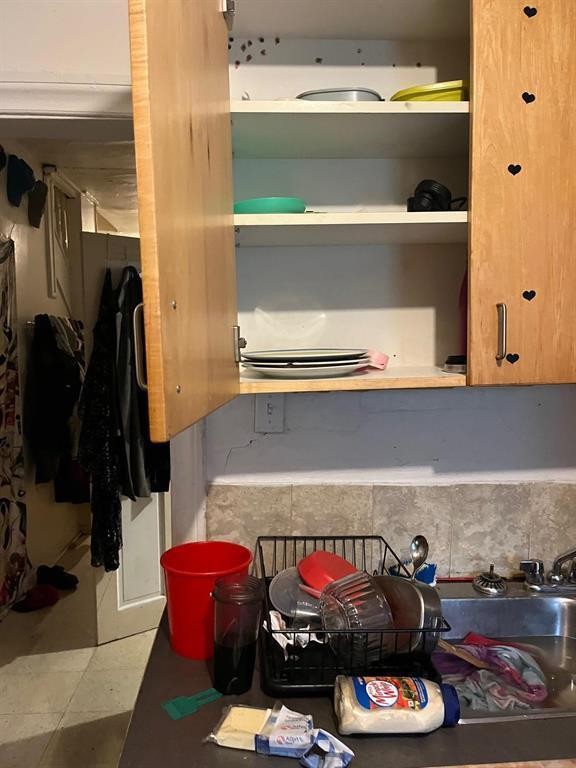 












352 Maryland Street

,
Winnipeg,




Manitoba
R3G1L9

