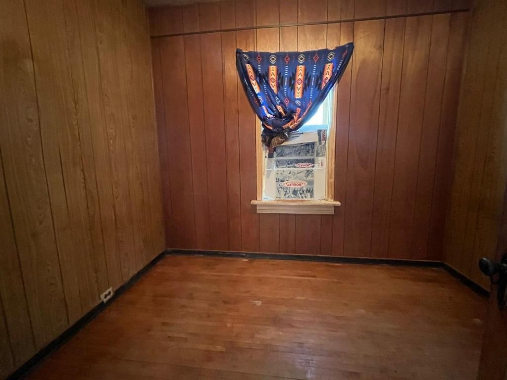 












441 Boyd Avenue

,
Winnipeg,




Manitoba
R3G1T9

