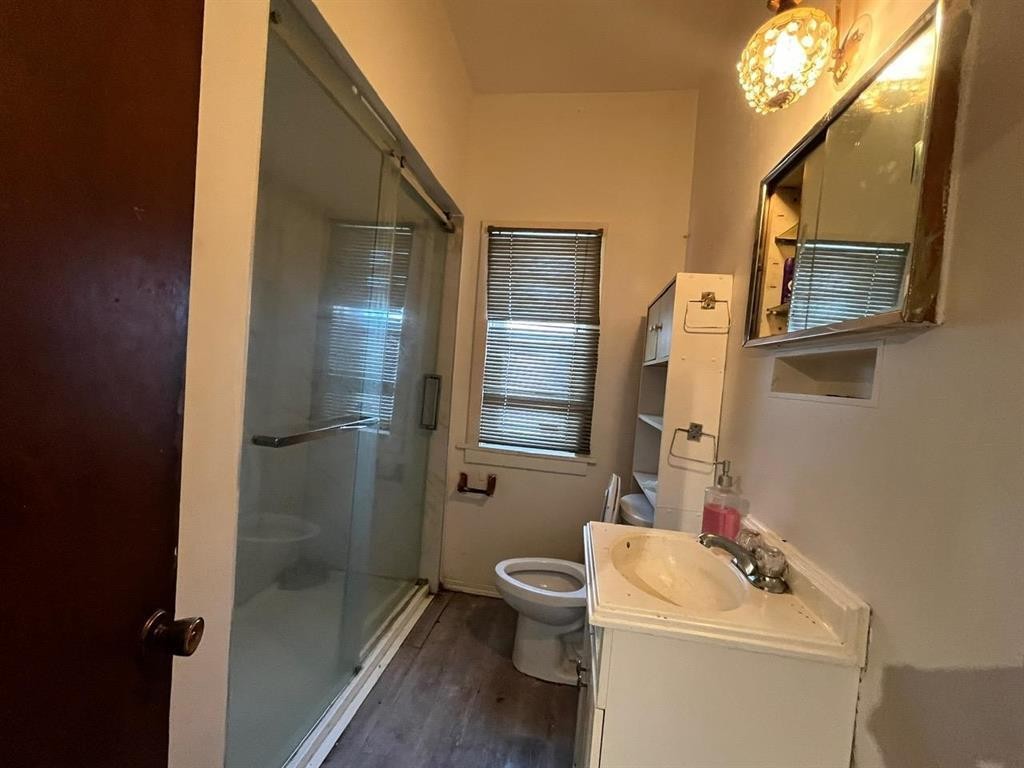 












441 Boyd Avenue

,
Winnipeg,




Manitoba
R3G1T9

