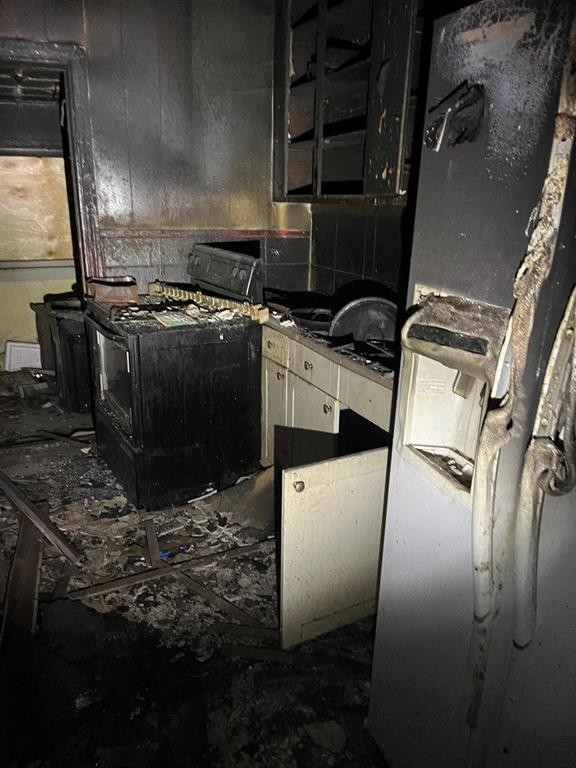 












453 Flora Avenue

,
Winnipeg,




Manitoba
R2W1L4

