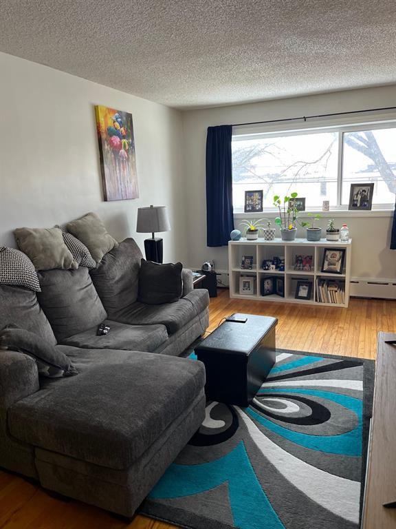 












291 Machray Avenue

,
Winnipeg,




Manitoba
R2W1X4

