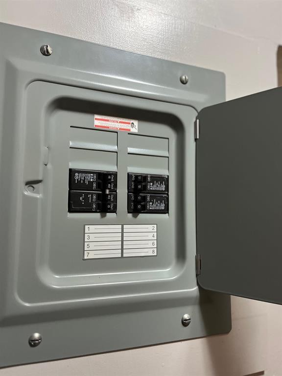 












291 Machray Avenue

,
Winnipeg,




Manitoba
R2W1X4

