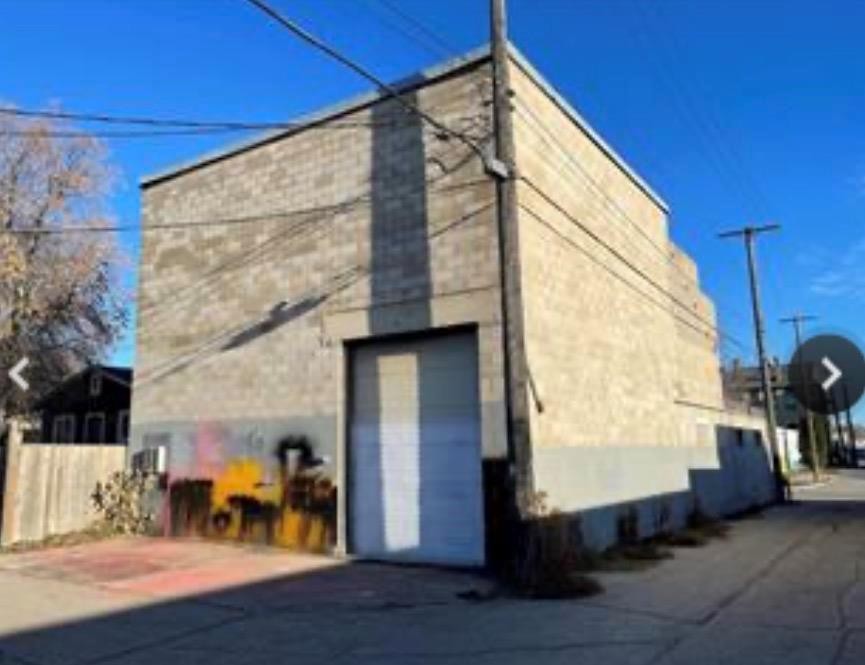 












290 Laura Street

,
Winnipeg,




Manitoba
R3A1C5

