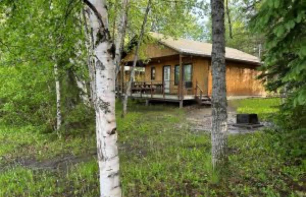 












1 Wellman Lake Avenue

,
Duck Mountain Provincial Park,




Manitoba
R0L0G0

