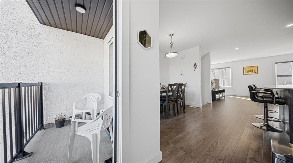 












1580 Ravelstone Avenue W

,
Winnipeg,




Manitoba
R3W1P8

