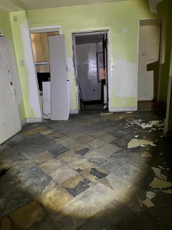 












637 Bannatyne Avenue

,
Winnipeg,




Manitoba
R3A0H3

