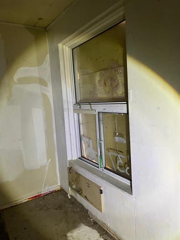 












637 Bannatyne Avenue

,
Winnipeg,




Manitoba
R3A0H3

