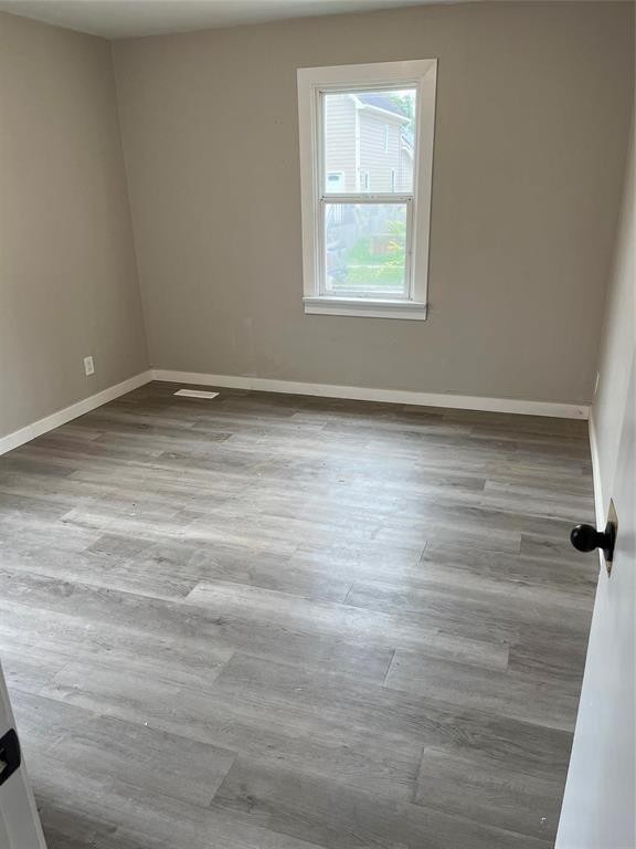 












439 Beverley Street

,
Winnipeg,




Manitoba
R3G1T9

