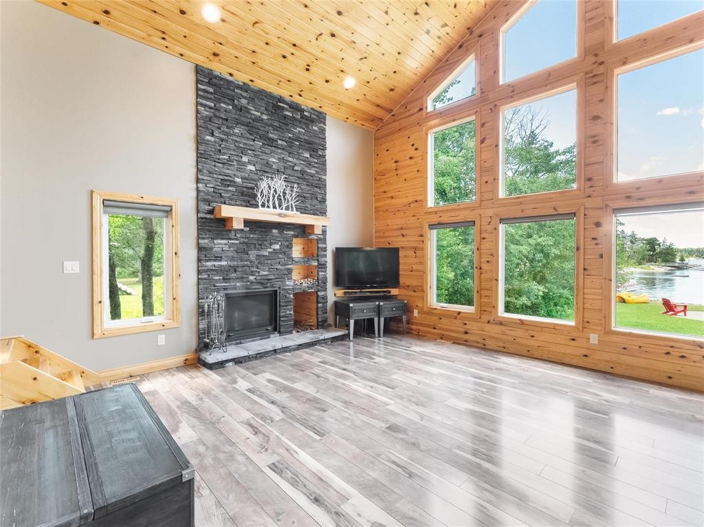 












2 Lot, Block 6, Golden Acres Place

,
Whiteshell Provincial Pk,




Manitoba
R0E1Y0

