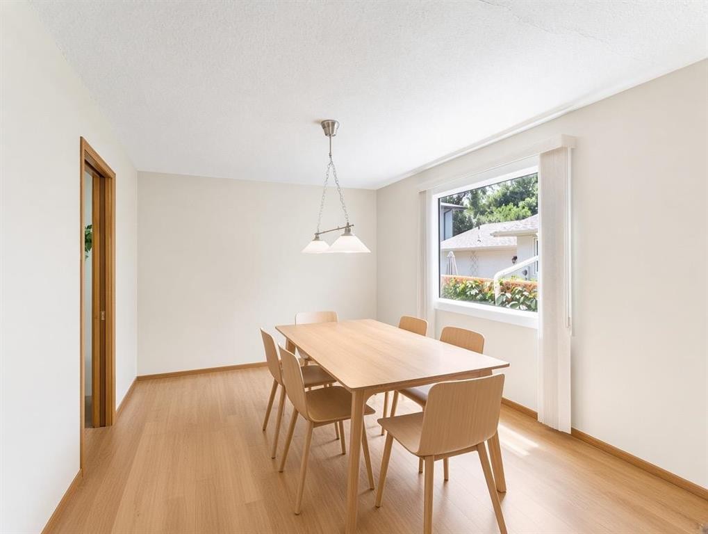 












70 Radcliffe Road

,
Winnipeg,




Manitoba
R3T3X3

