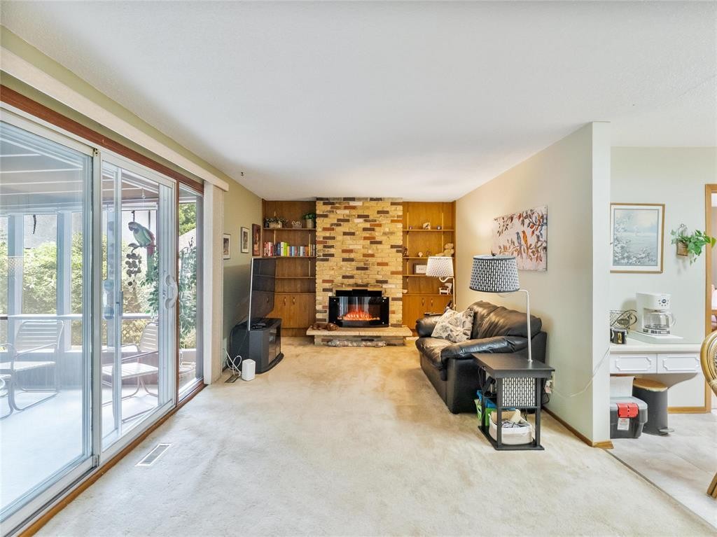 












70 Radcliffe Road

,
Winnipeg,




Manitoba
R3T3X3

