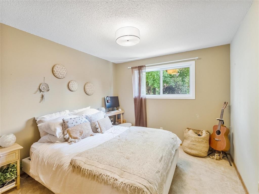 












70 Radcliffe Road

,
Winnipeg,




Manitoba
R3T3X3

