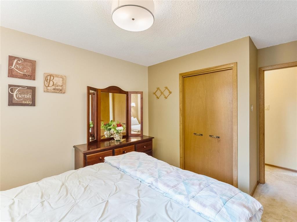 












70 Radcliffe Road

,
Winnipeg,




Manitoba
R3T3X3

