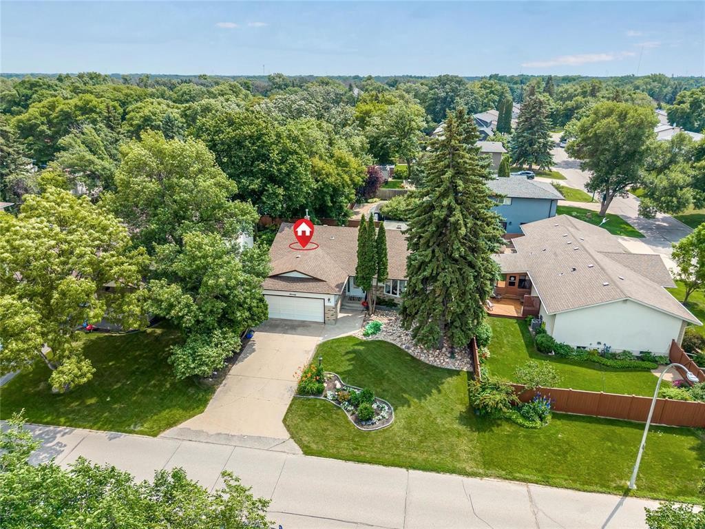 












70 Radcliffe Road

,
Winnipeg,




Manitoba
R3T3X3

