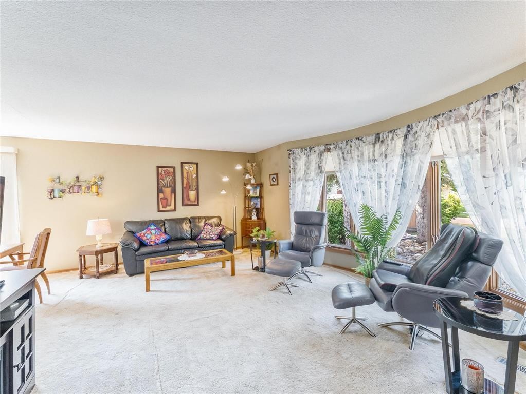 












70 Radcliffe Road

,
Winnipeg,




Manitoba
R3T3X3

