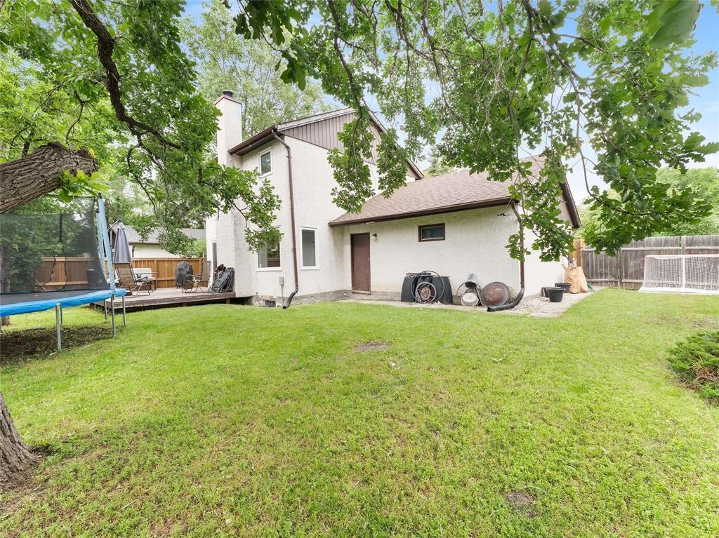 












64 Homewood Drive

,
Winnipeg,




Manitoba
R2M5H7

