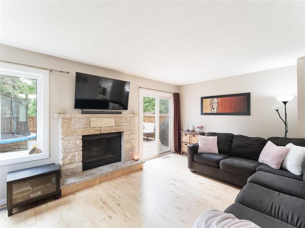 












64 Homewood Drive

,
Winnipeg,




Manitoba
R2M5H7

