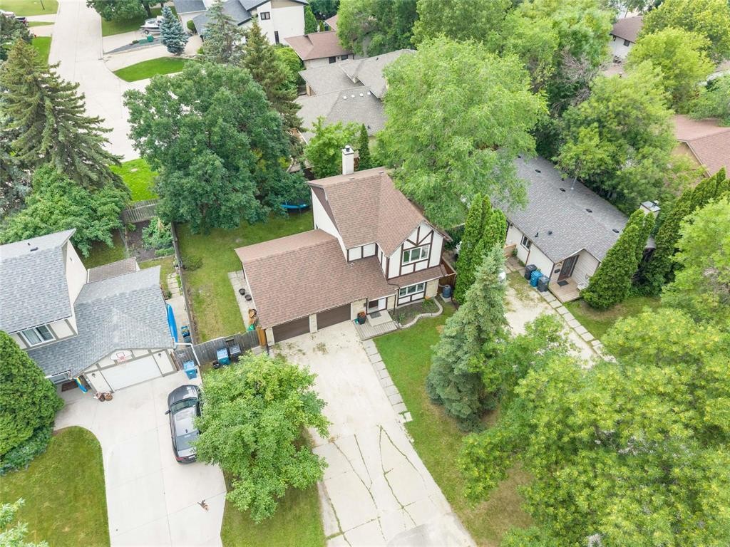 












64 Homewood Drive

,
Winnipeg,




Manitoba
R2M5H7

