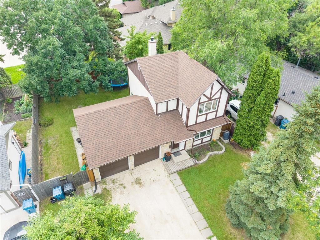 












64 Homewood Drive

,
Winnipeg,




Manitoba
R2M5H7

