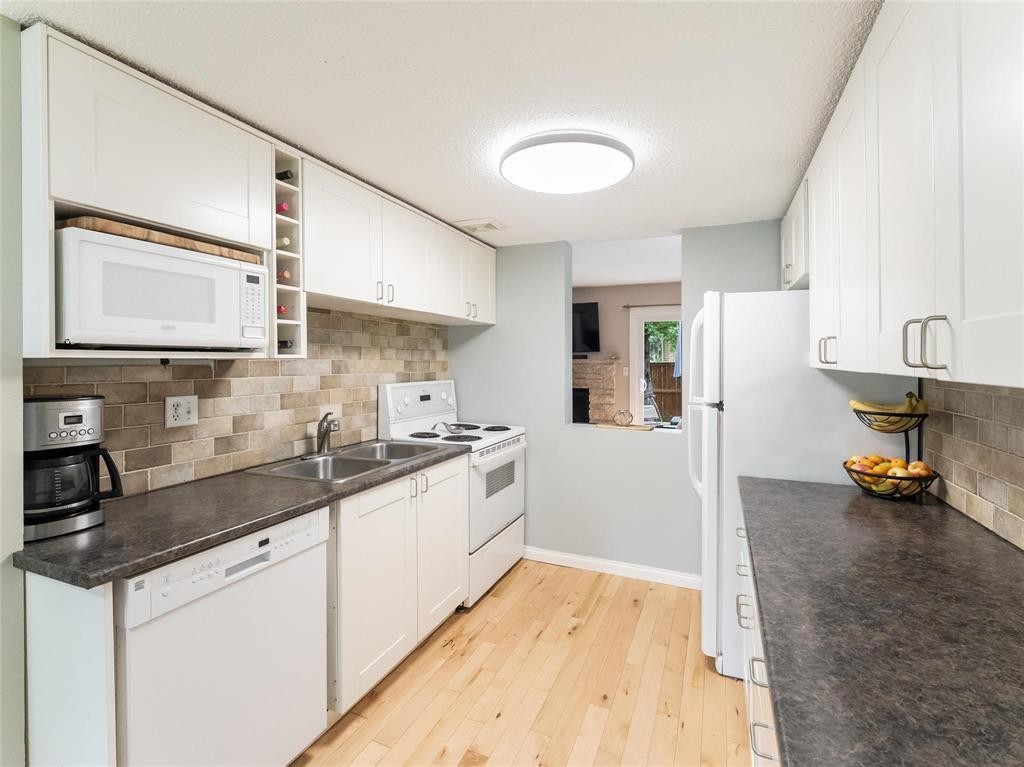 












64 Homewood Drive

,
Winnipeg,




Manitoba
R2M5H7

