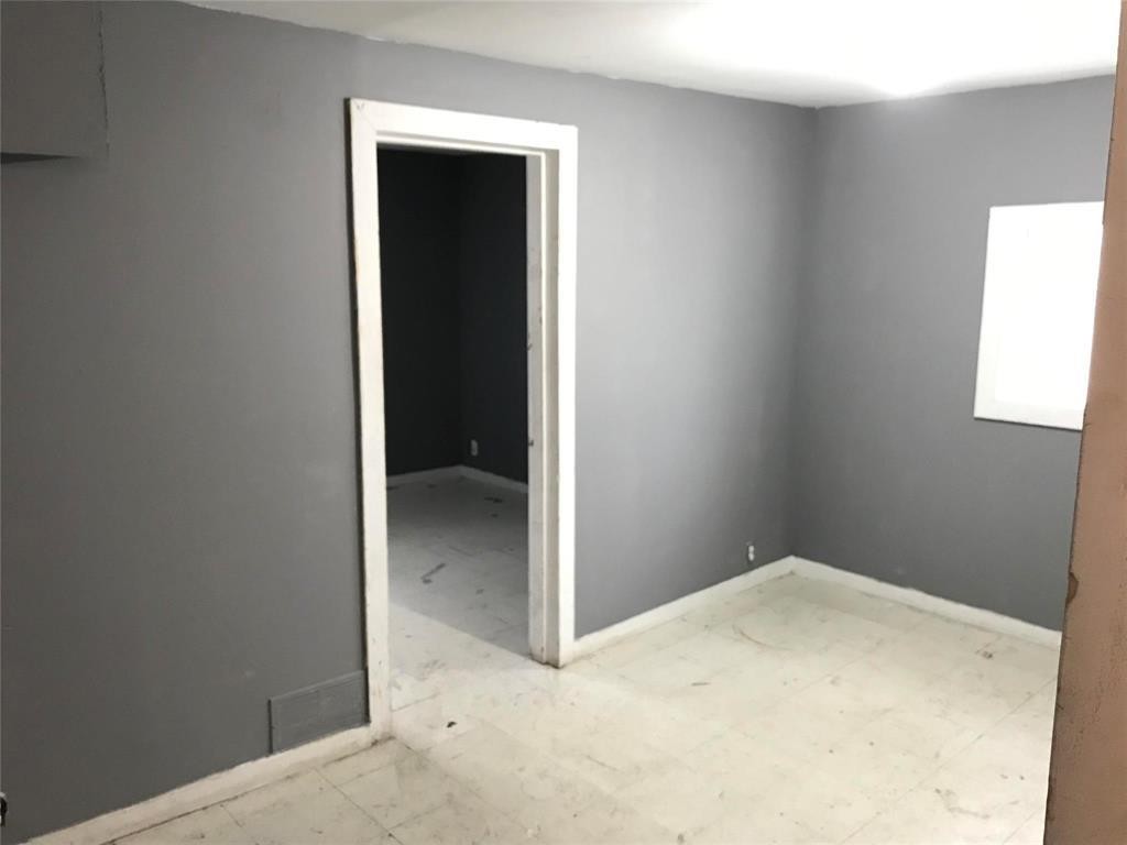 












370 Pritchard Avenue

,
Winnipeg,




Manitoba
R2W2J6

