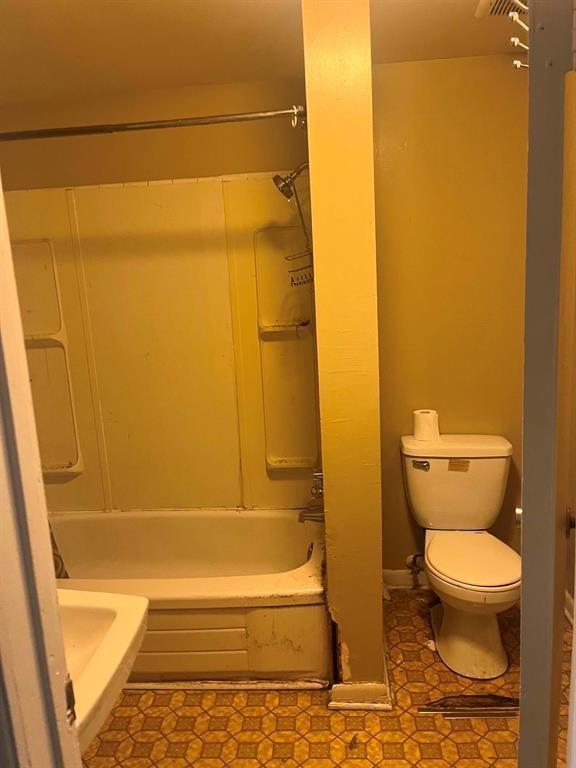 












143 Barber Street

,
Winnipeg,




Manitoba
R2W3J8

