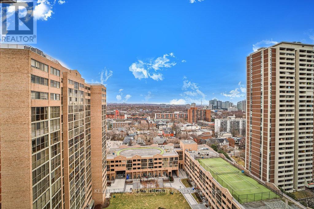 












2020 - 77 MAITLAND PLACE SE

,
Toronto (Cabbagetown-South St. James Town),




Ontario
M4Y2V6

