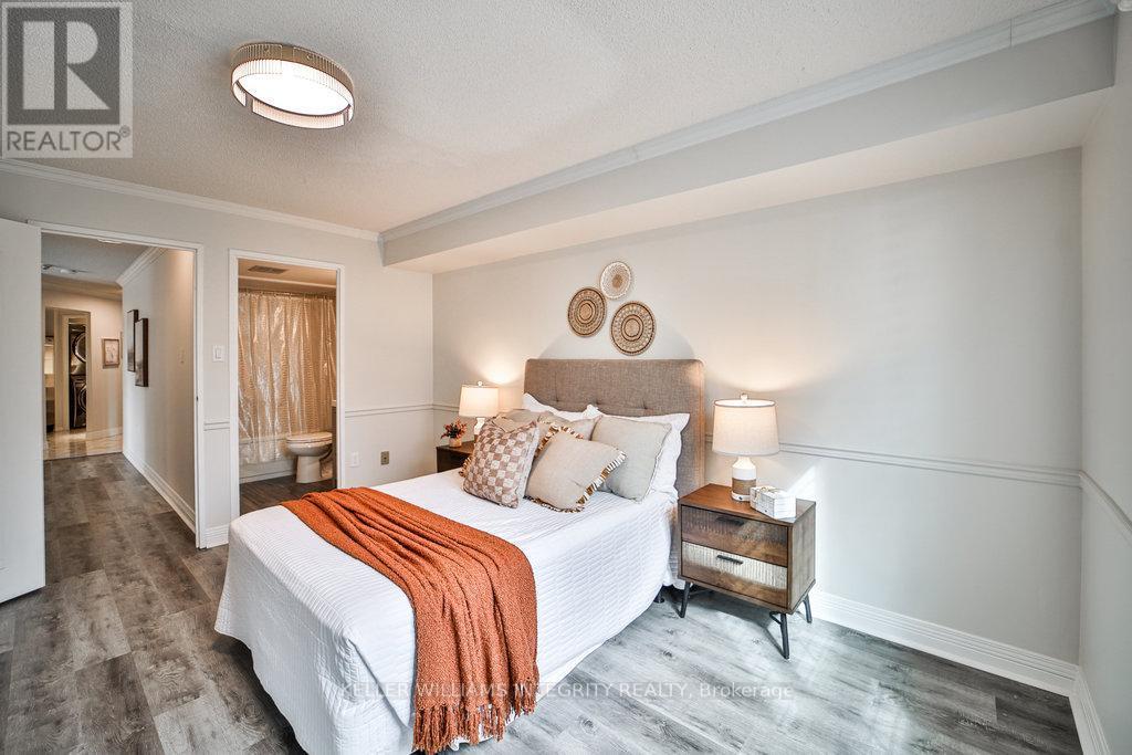 












2020 - 77 MAITLAND PLACE SE

,
Toronto (Cabbagetown-South St. James Town),




Ontario
M4Y2V6

