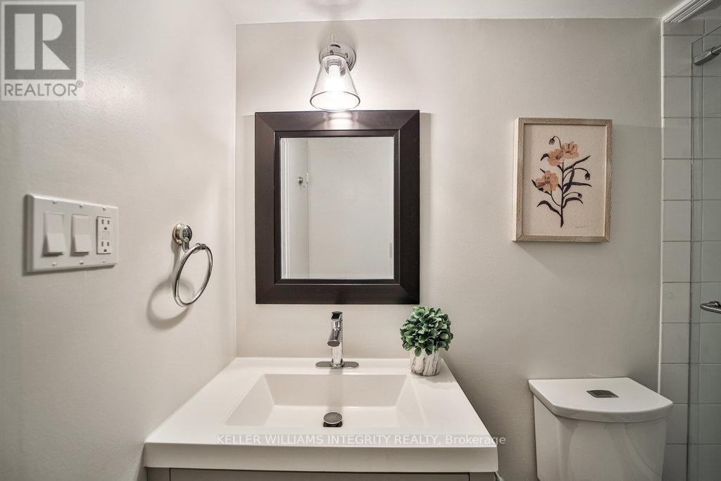 












2020 - 77 MAITLAND PLACE SE

,
Toronto (Cabbagetown-South St. James Town),




Ontario
M4Y2V6


