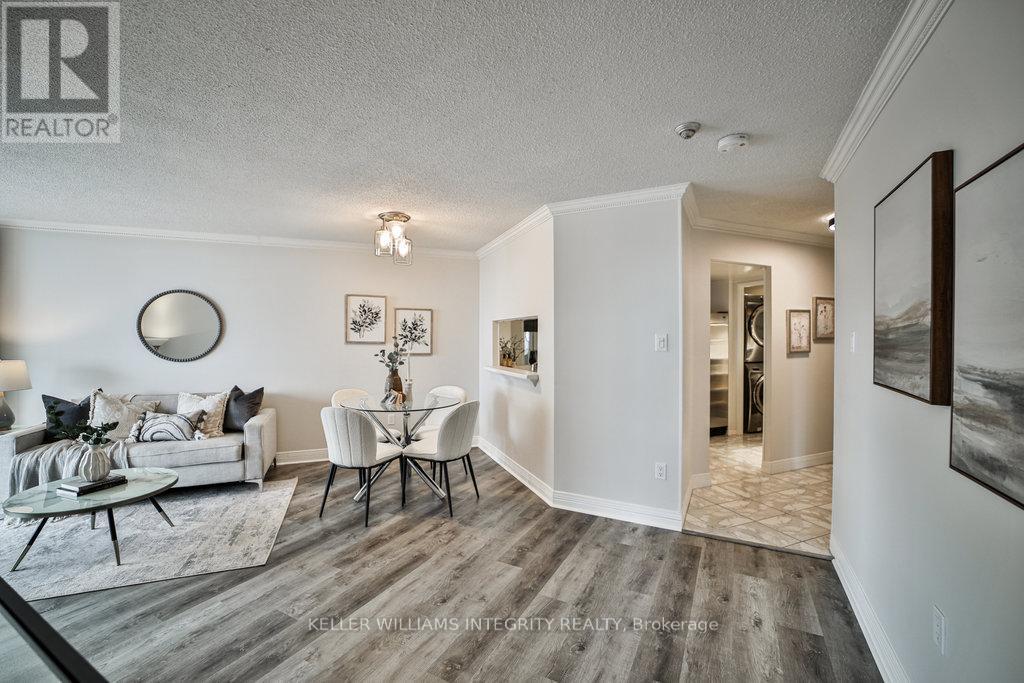 












2020 - 77 MAITLAND PLACE SE

,
Toronto (Cabbagetown-South St. James Town),




Ontario
M4Y2V6

