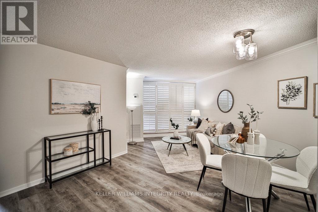 












2020 - 77 MAITLAND PLACE SE

,
Toronto (Cabbagetown-South St. James Town),




Ontario
M4Y2V6

