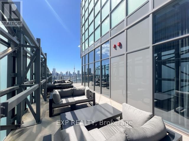 












610 - 65 ST. MARY STREET

,
Toronto (Bay Street Corridor),




Ontario
M5S0A6

