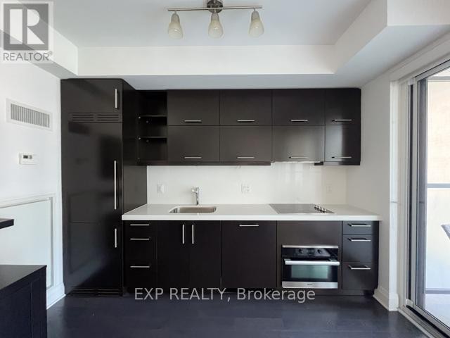 












610 - 65 ST. MARY STREET

,
Toronto (Bay Street Corridor),




Ontario
M5S0A6

