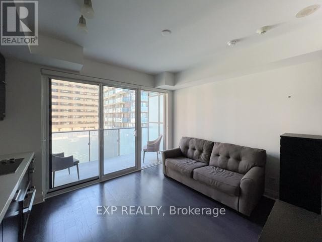 












610 - 65 ST. MARY STREET

,
Toronto (Bay Street Corridor),




Ontario
M5S0A6

