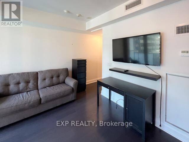 












610 - 65 ST. MARY STREET

,
Toronto (Bay Street Corridor),




Ontario
M5S0A6

