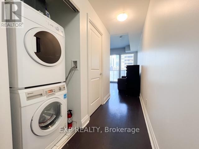 












610 - 65 ST. MARY STREET

,
Toronto (Bay Street Corridor),




Ontario
M5S0A6

