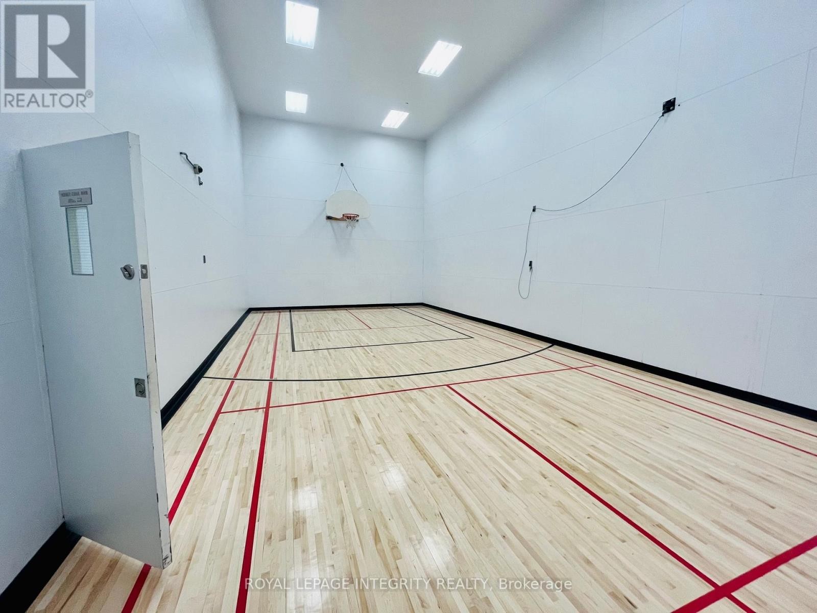 












406 - 1001 BAY STREET

,
Toronto (Bay Street Corridor),




Ontario
M5S3A6

