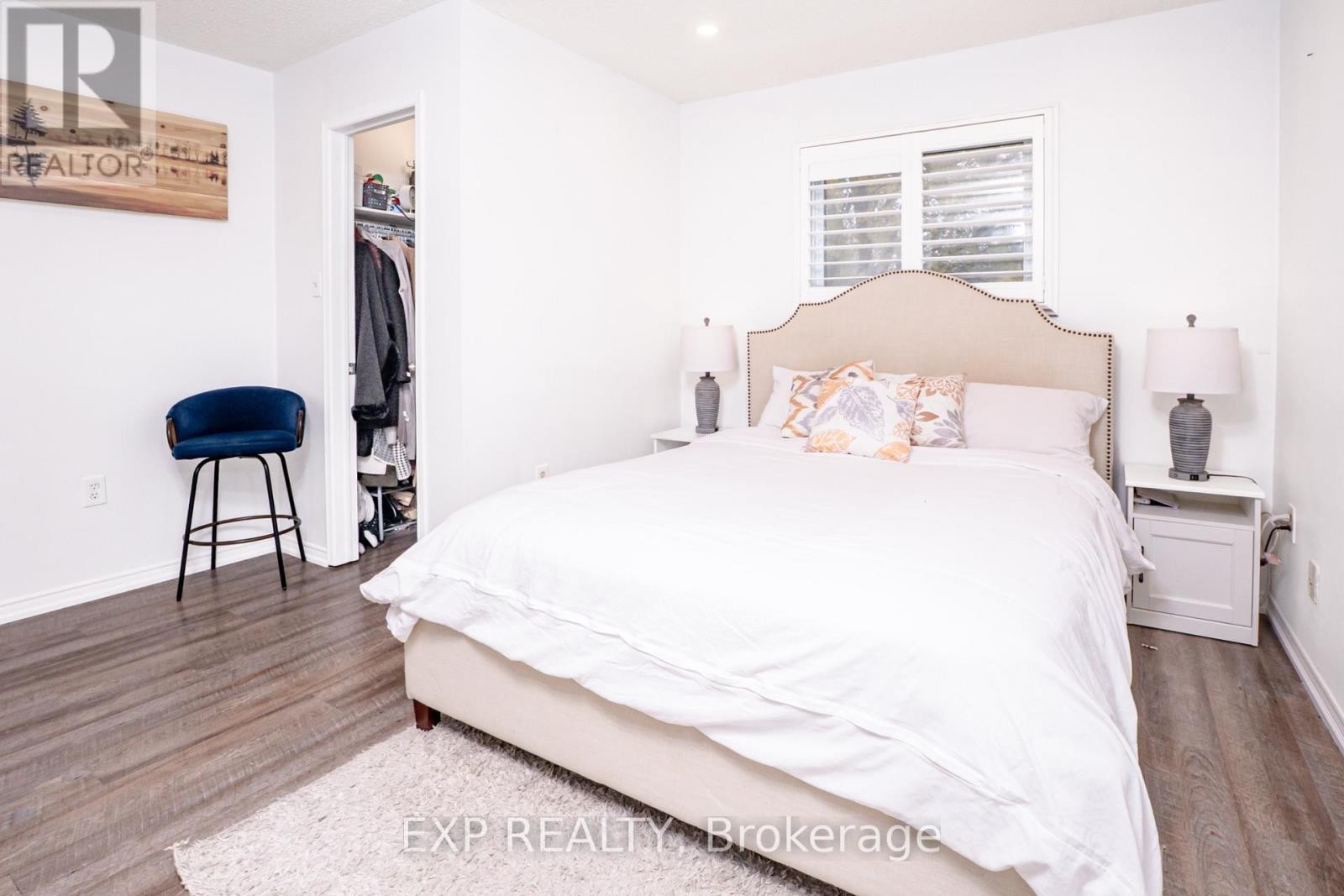 












5 RUTHERFORD DRIVE

,
Clarington (Newcastle),




Ontario
L1B1G7

