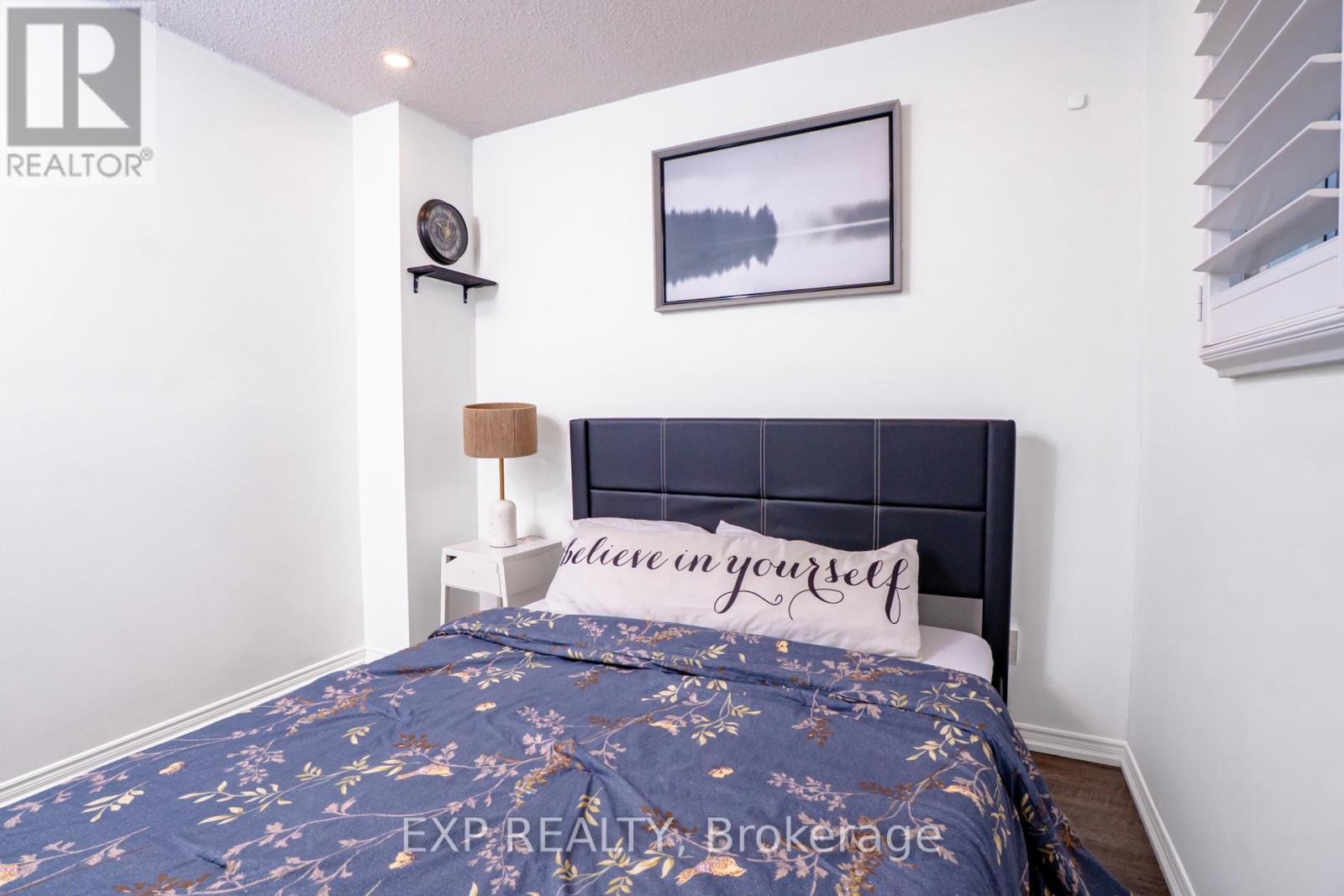 












5 RUTHERFORD DRIVE

,
Clarington (Newcastle),




Ontario
L1B1G7

