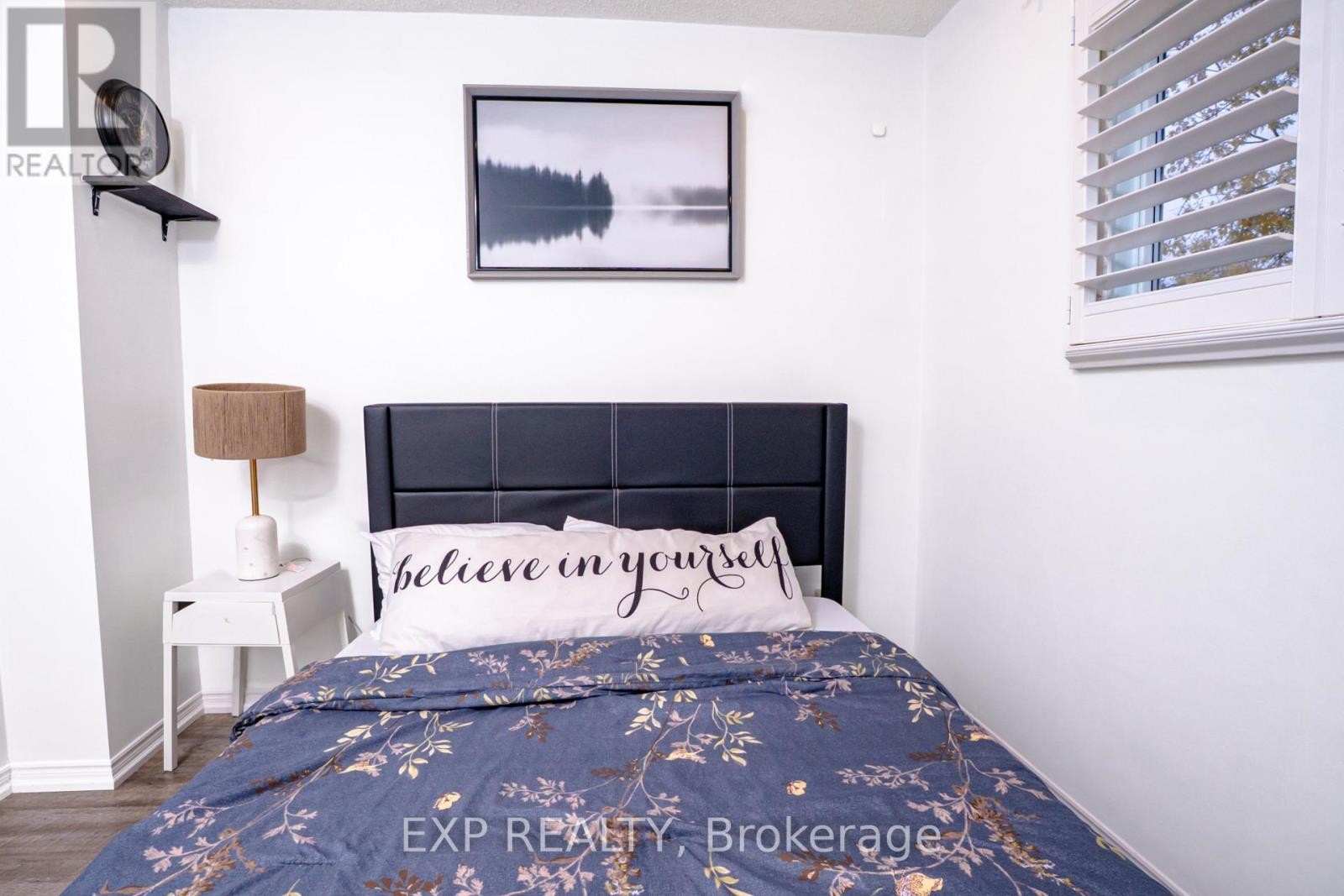 












5 RUTHERFORD DRIVE

,
Clarington (Newcastle),




Ontario
L1B1G7

