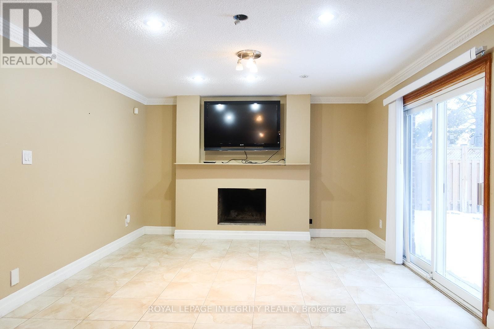 












#2 (LOWER UNIT) - 56 FRANCIS STREET

,
Vaughan (East Woodbridge),




Ontario
L4L1P6

