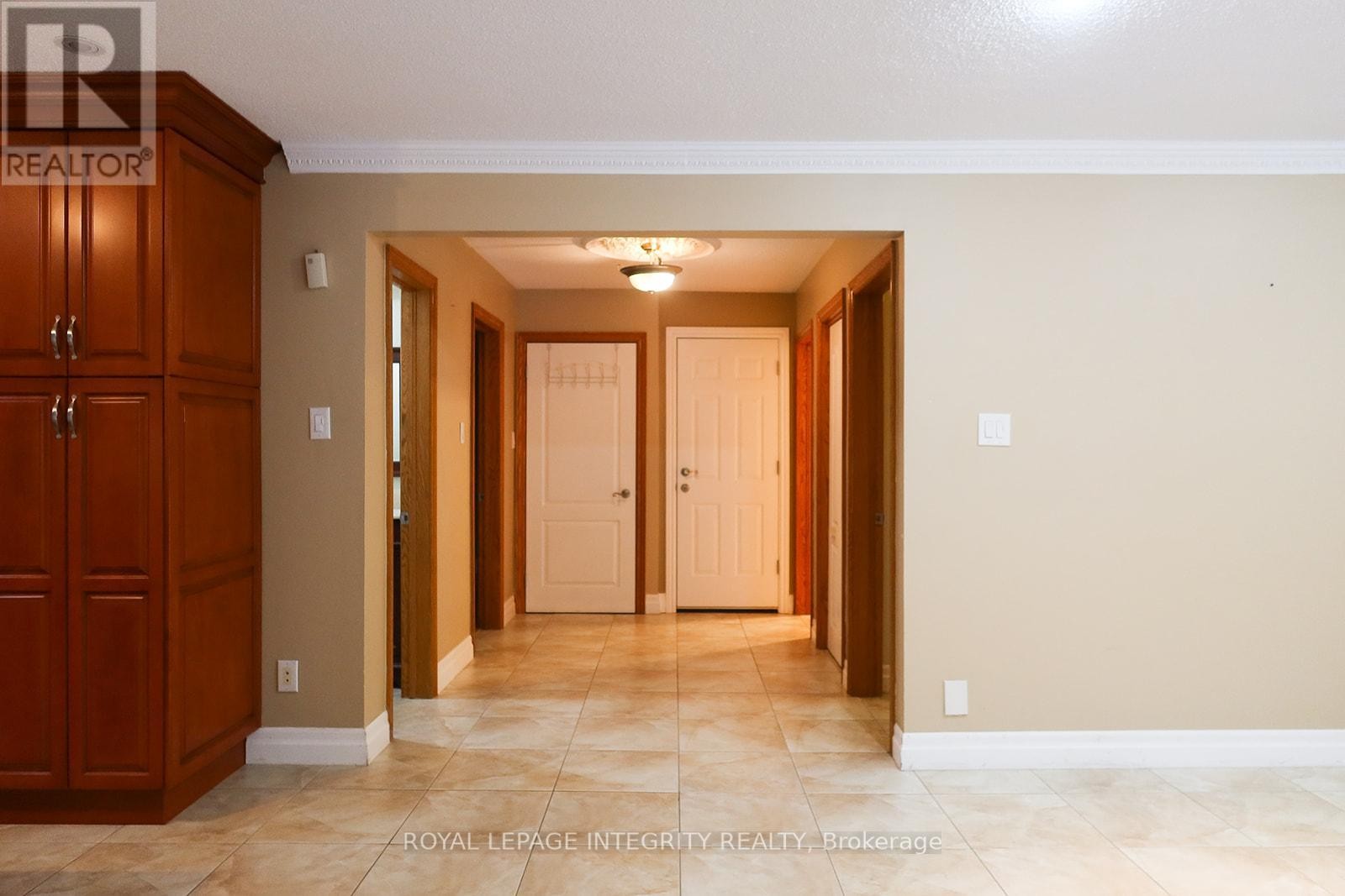 












#2 (LOWER UNIT) - 56 FRANCIS STREET

,
Vaughan (East Woodbridge),




Ontario
L4L1P6

