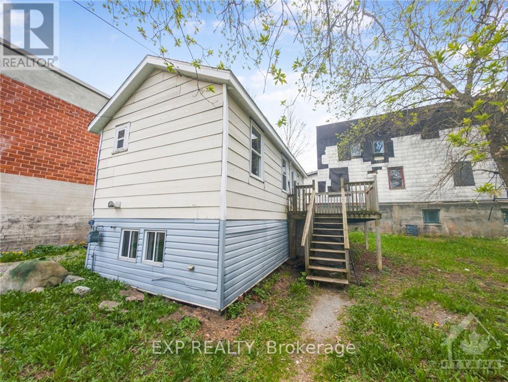 












43 GOVERNMENT ROAD E

,
Kirkland Lake (KL & Area),




Ontario
P2N1A4

