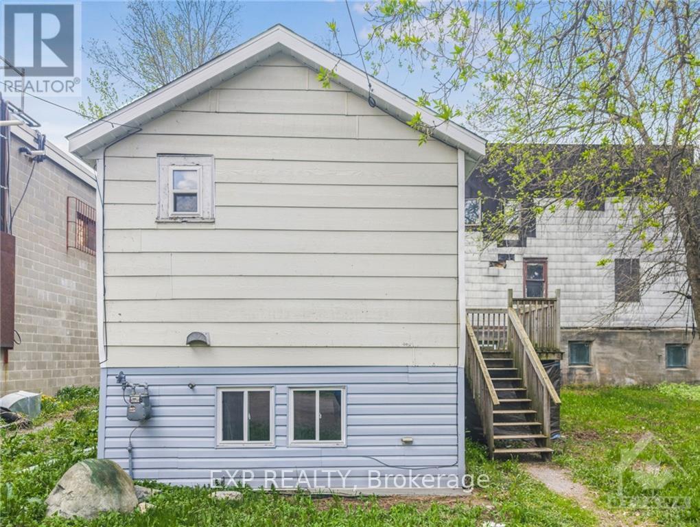 












43 GOVERNMENT ROAD E

,
Kirkland Lake (KL & Area),




Ontario
P2N1A4

