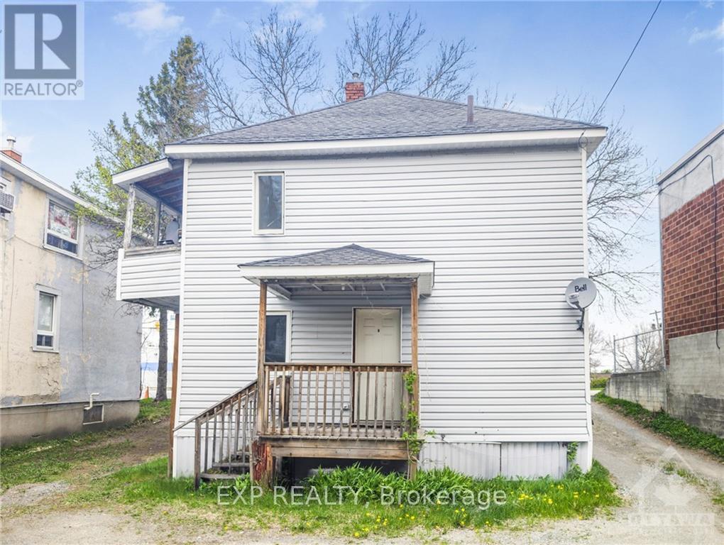 












43 GOVERNMENT ROAD E

,
Kirkland Lake (KL & Area),




Ontario
P2N1A4

