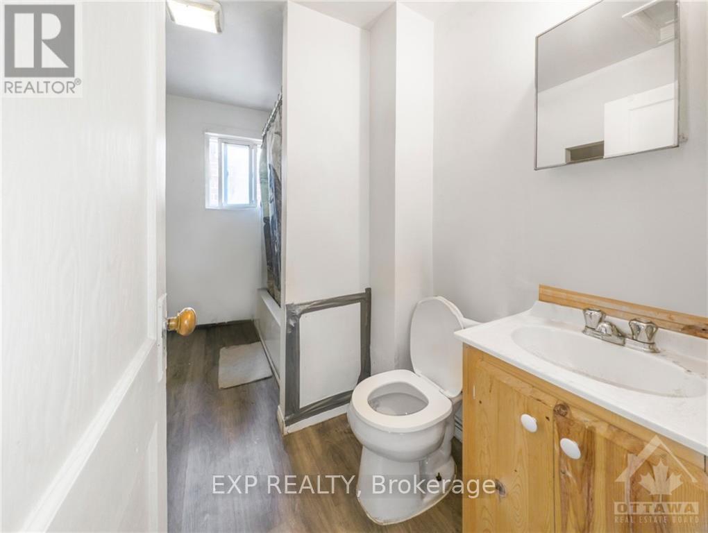 












43 GOVERNMENT ROAD E

,
Kirkland Lake (KL & Area),




Ontario
P2N1A4

