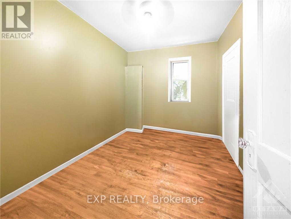 












43 GOVERNMENT ROAD E

,
Kirkland Lake (KL & Area),




Ontario
P2N1A4

