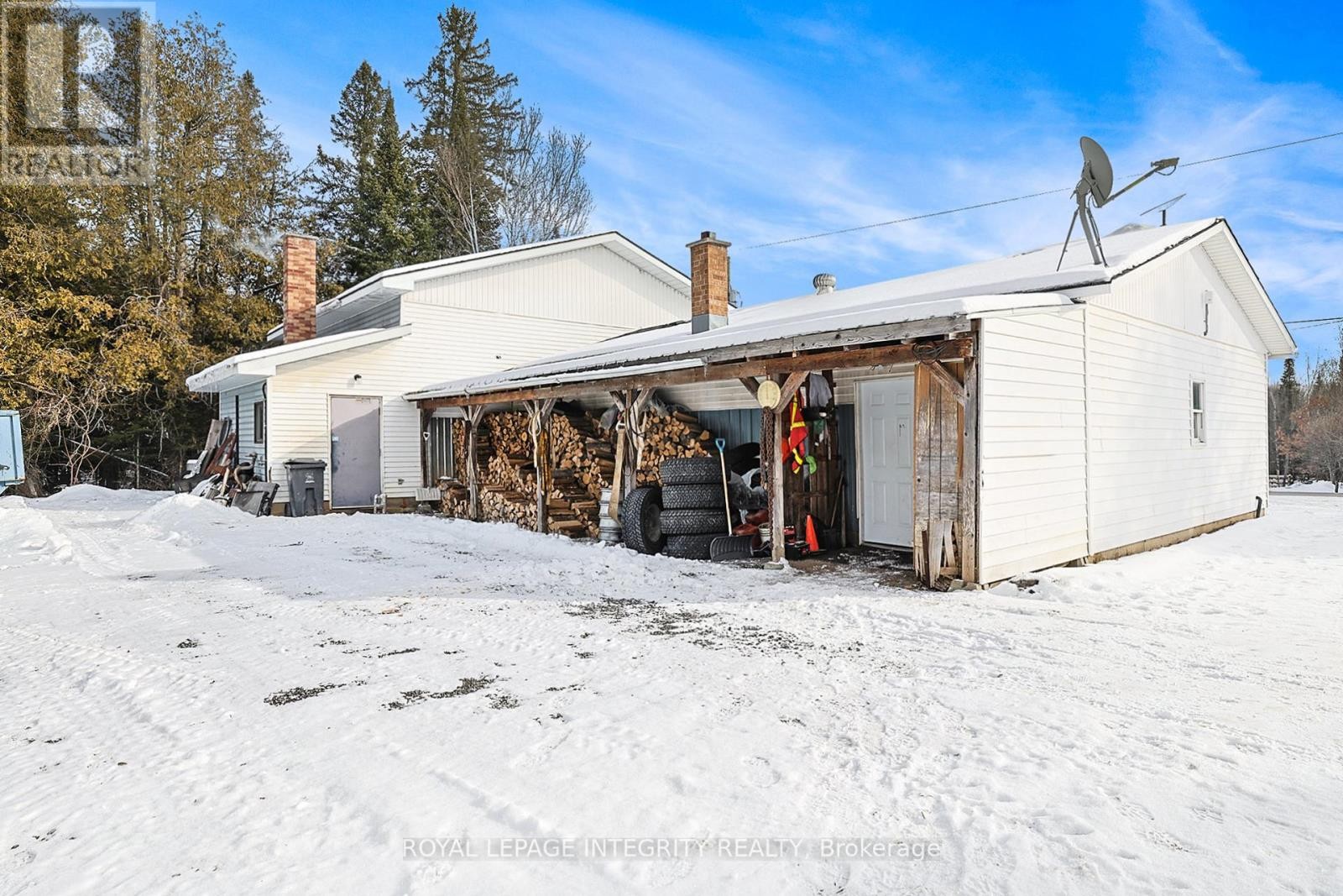 












531 WHELAN ROAD S

,
Admaston/Bromley,




Ontario
K7V3Z7

